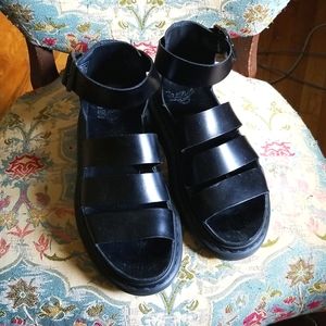 Dr. Martens Clarissa Sandals fit 7.5-8 US